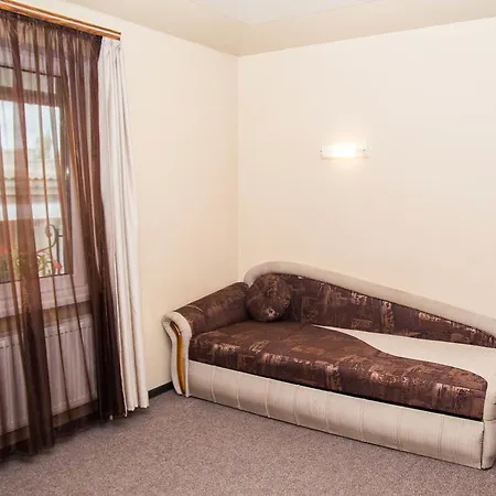 Aparthotel Yuzhniy Dvorik *