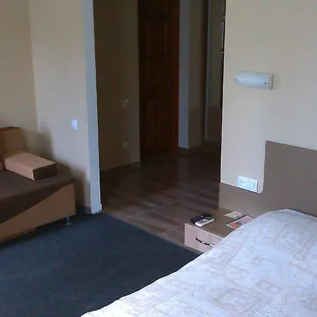 Yuzhniy Dvorik 3* Οδησσός