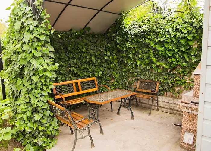 Aparthotel Yuzhniy Dvorik 3*