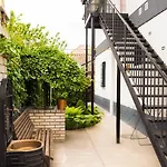 شقة فندقية Yuzhniy Dvorik