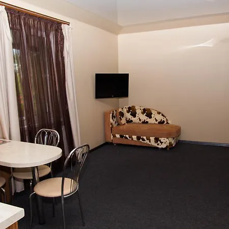 מלון דירות Yuzhniy Dvorik