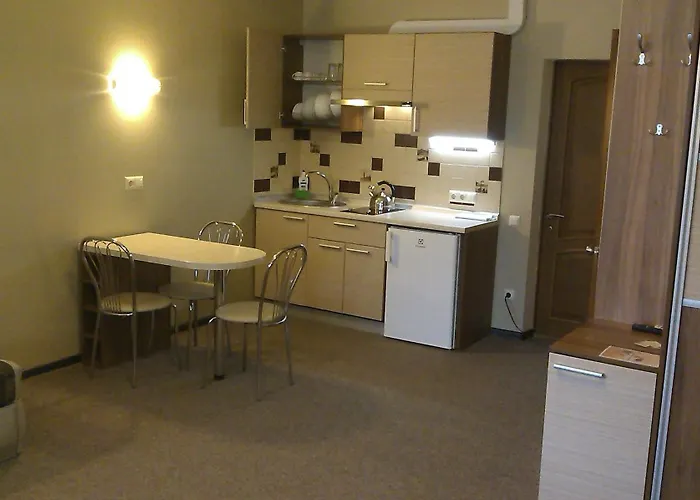 Yuzhniy Dvorik Aparthotel 3*