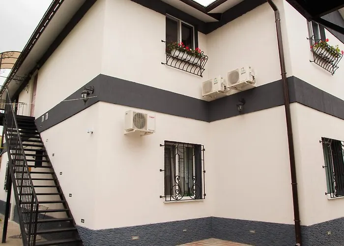 Aparthotel Yuzhniy Dvorik 3*